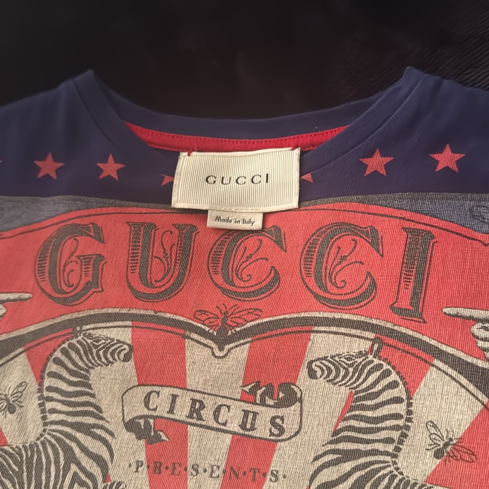 Boys t-shirt gucci size 4